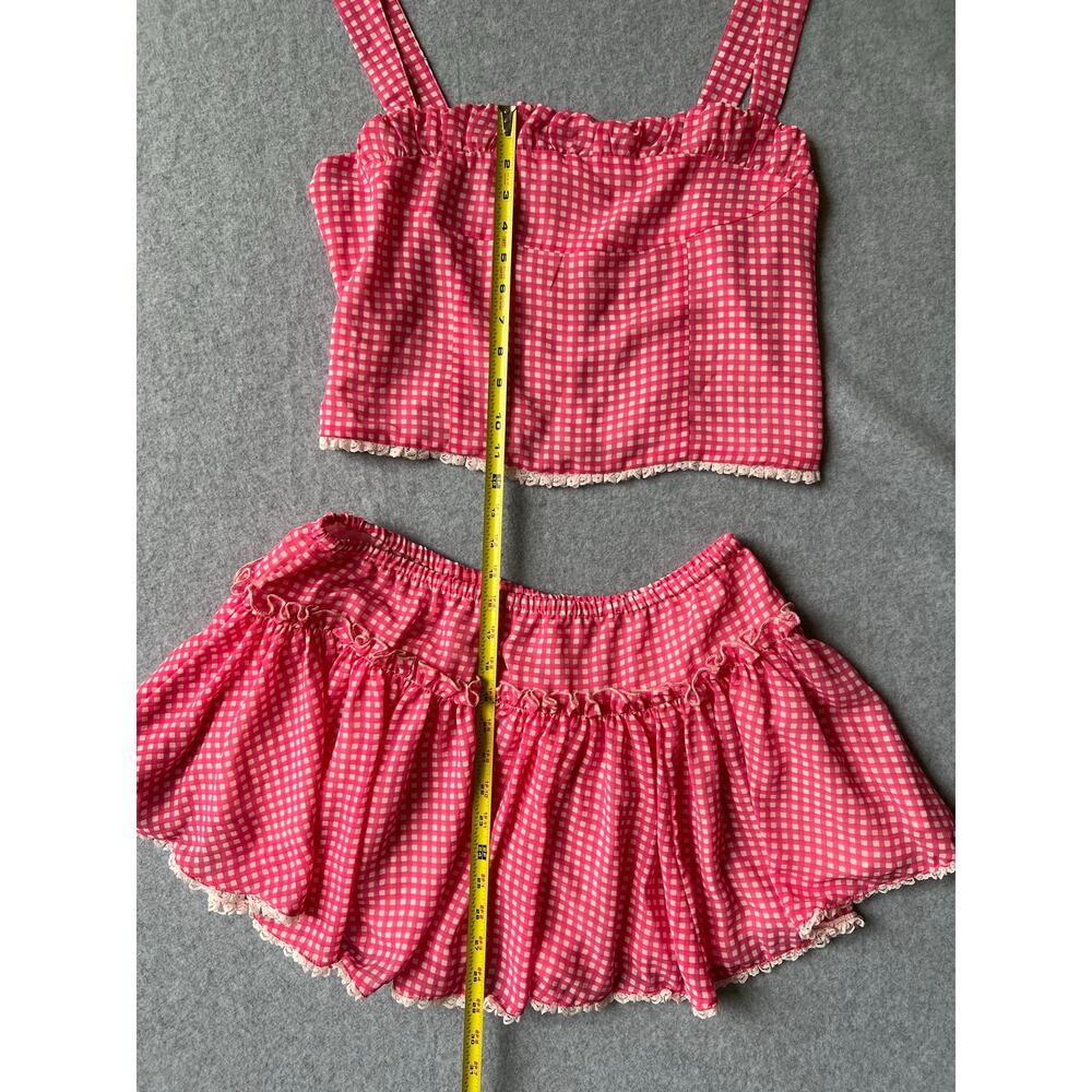 Megan Moroney Pink Gingham 2 Piece Set Crop Top Ruffle Shorts Lace Trim XL L - Picture 3 of 9